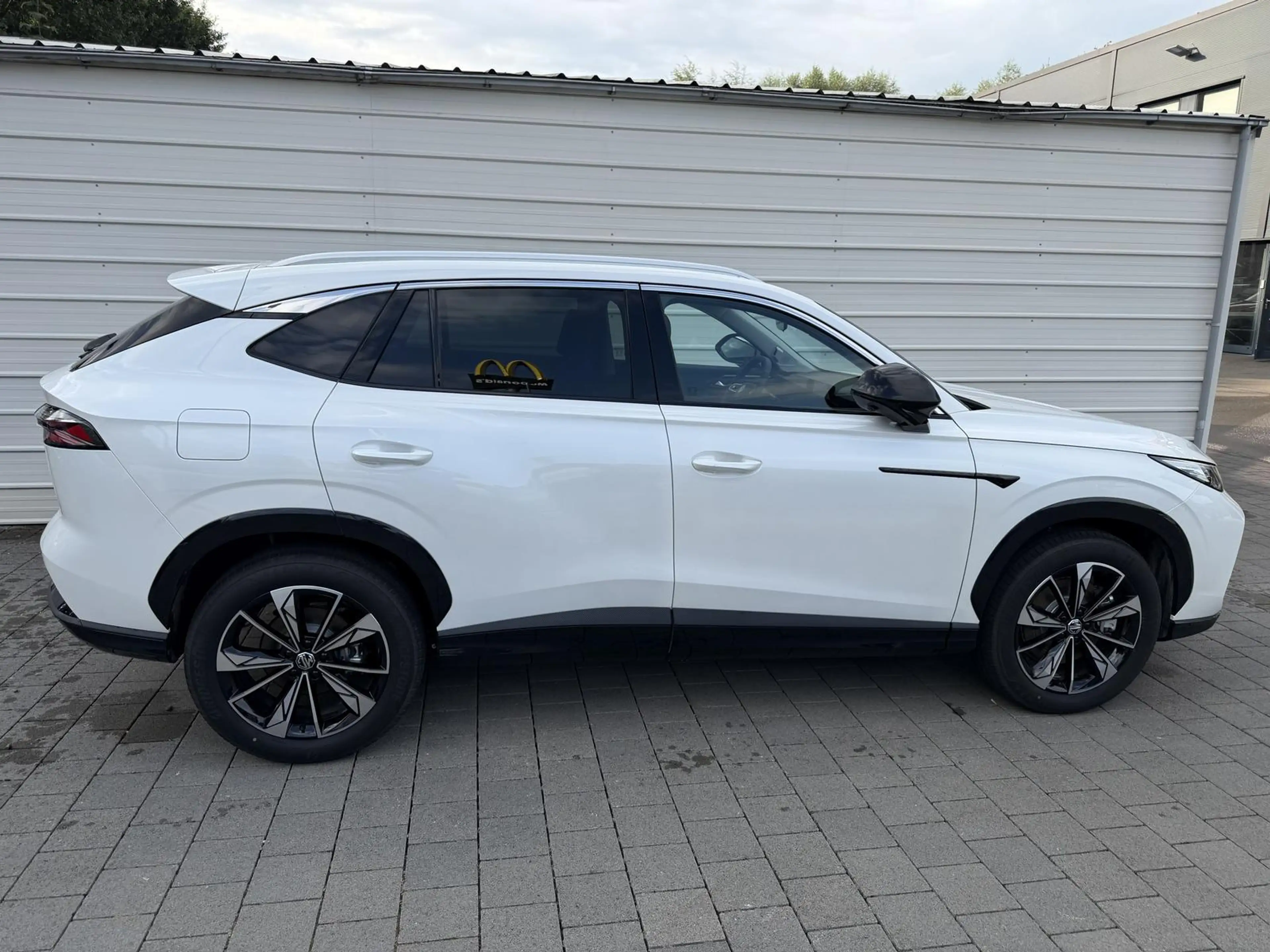 MG HS Luxury HEV+ 224PS Android Auto*Navi*SHZ*360° Kamer — photo 2