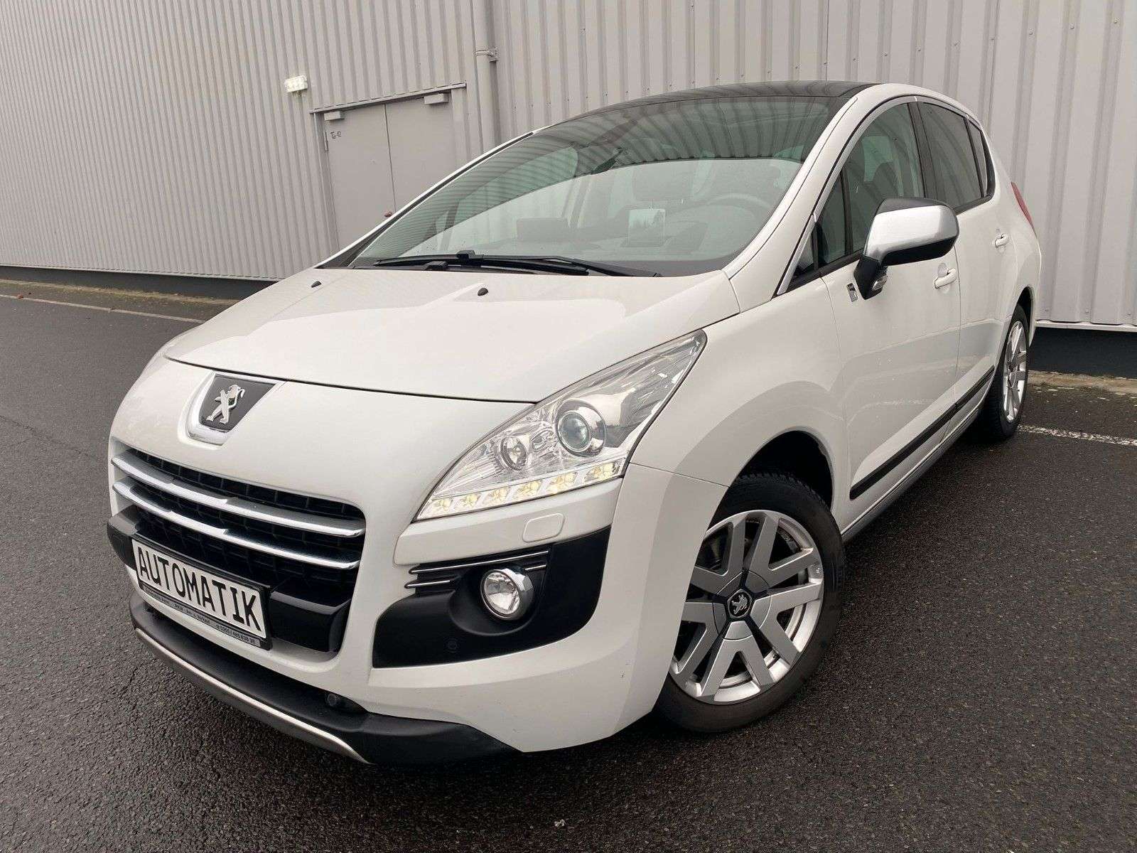 Second hand Peugeot 3008 2.0