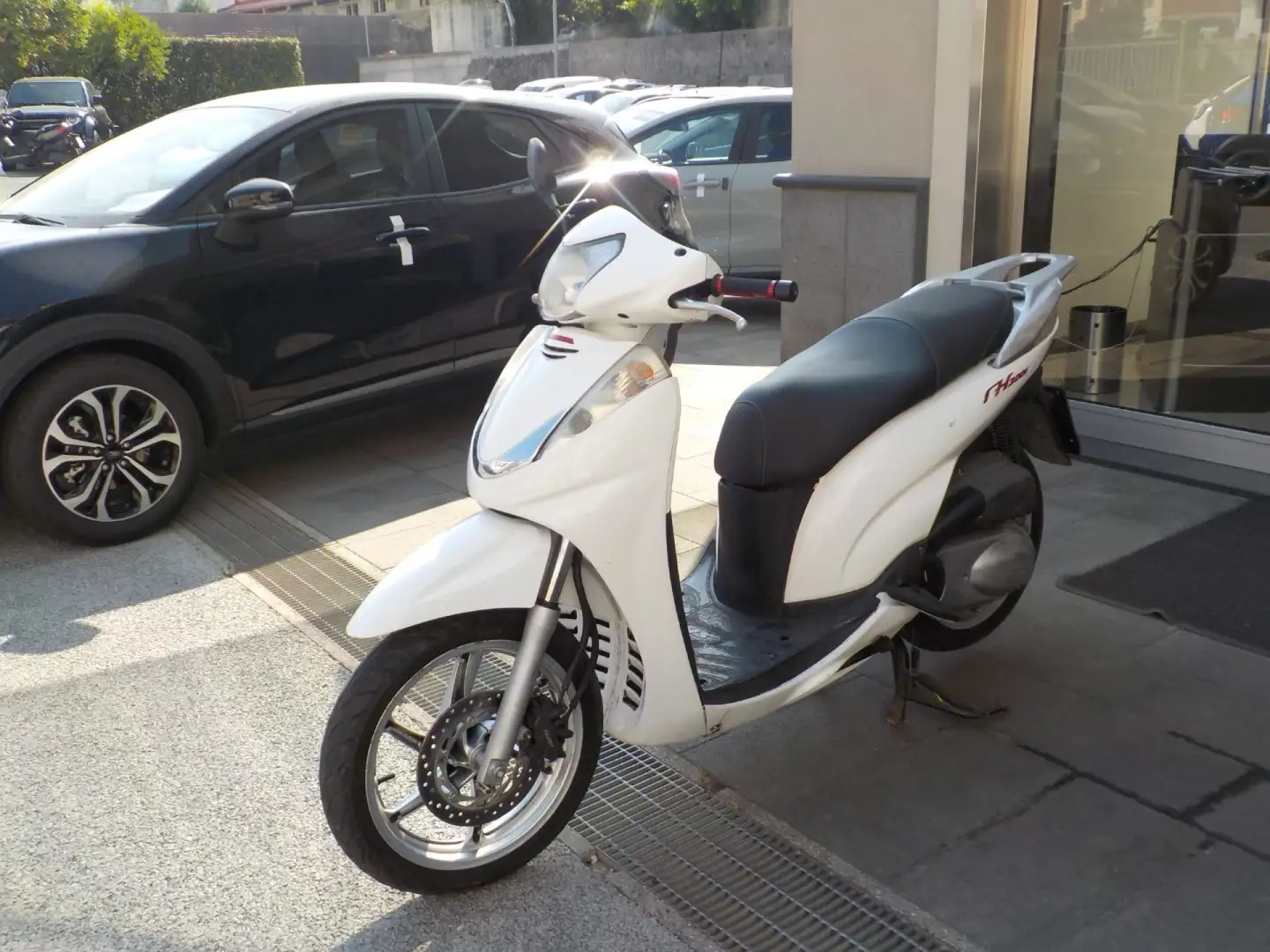 Honda SH 300 Anno 2007 Alb - 2