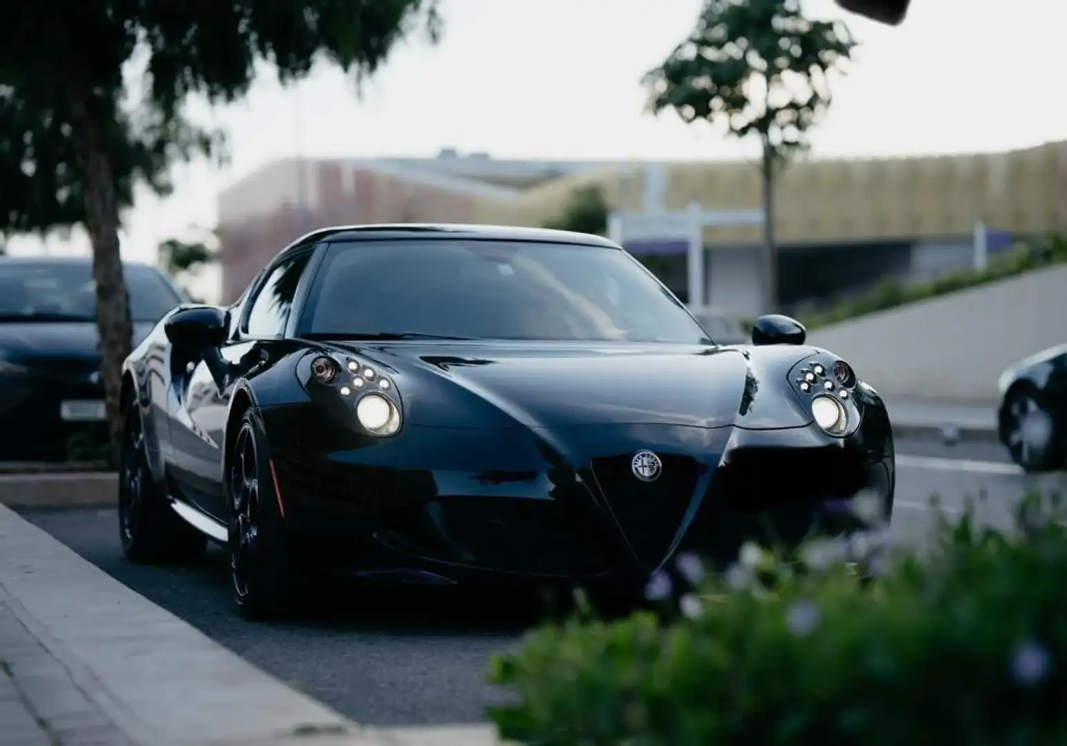 Alfa Romeo 4C 4C 1750 Tbi 240 ch TCT Carbon Edition Чорний - 1