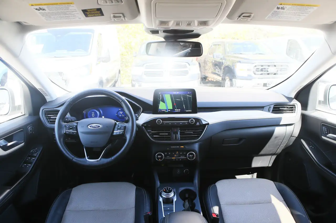 Ford Escape снимка Ford Escape