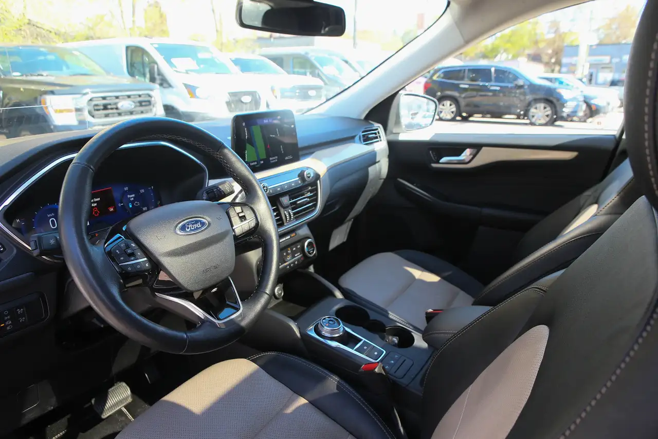 Ford Escape снимка Ford Escape
