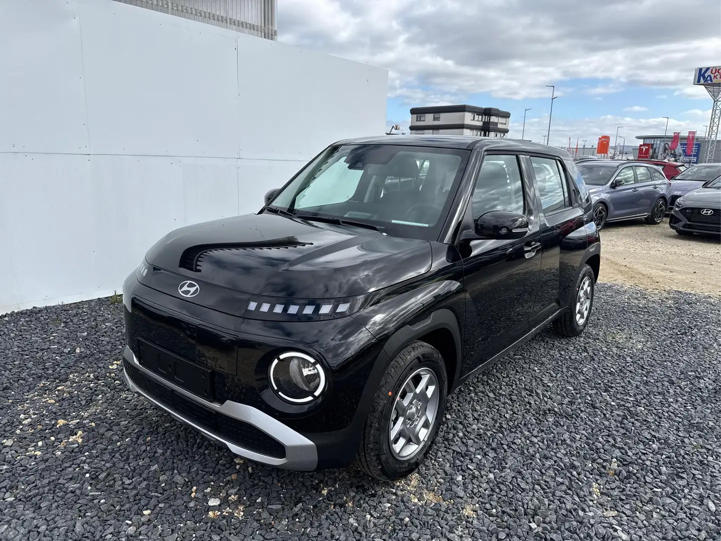 Hyundai Inster Trend PLUS NAVI KLIMAAUTOMATIK ACC RFK PDC 42kW... Schwarz - 1