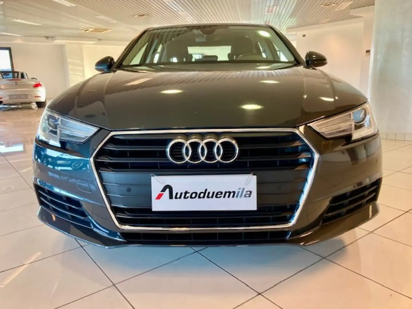 Audi A4 2.0 TDI 150 CV S tronic Busines Sport PREZZO REALE Gris - 2