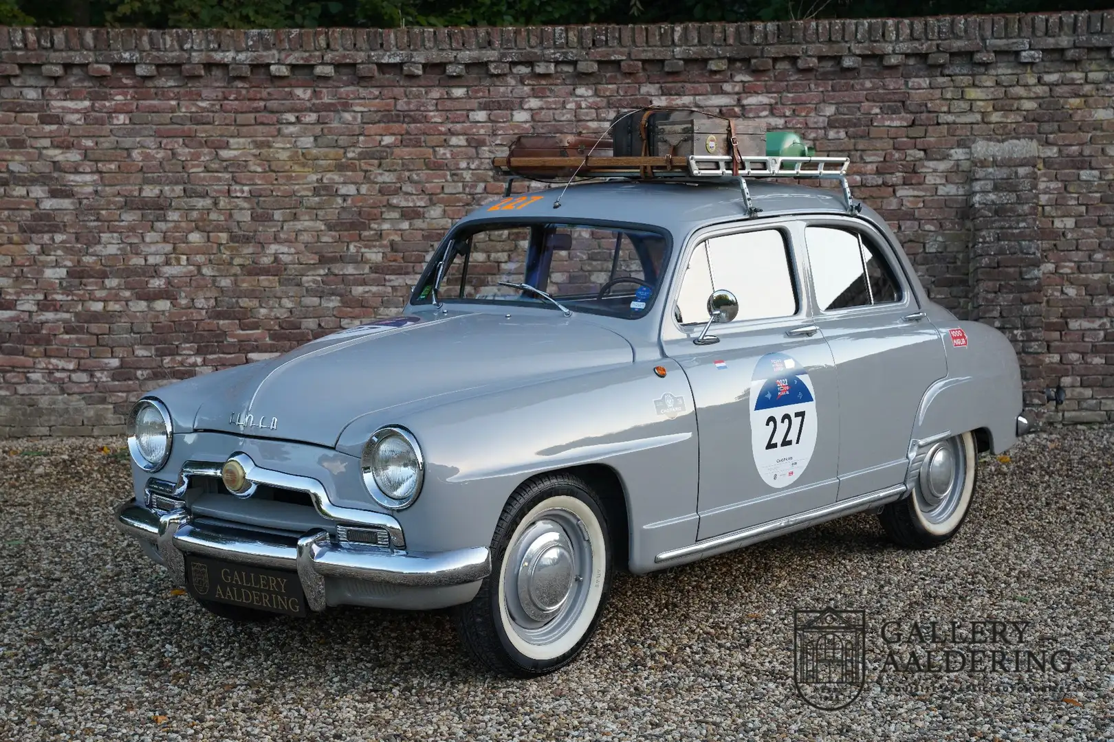 Oldtimer Simca 9 Aronde Mille Miglia Great condition, Drives fant Gris - 1