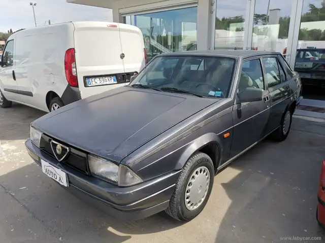 Alfa Romeo 75 1.6