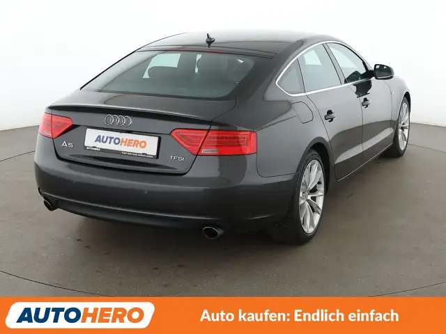 Audi A5 view 6