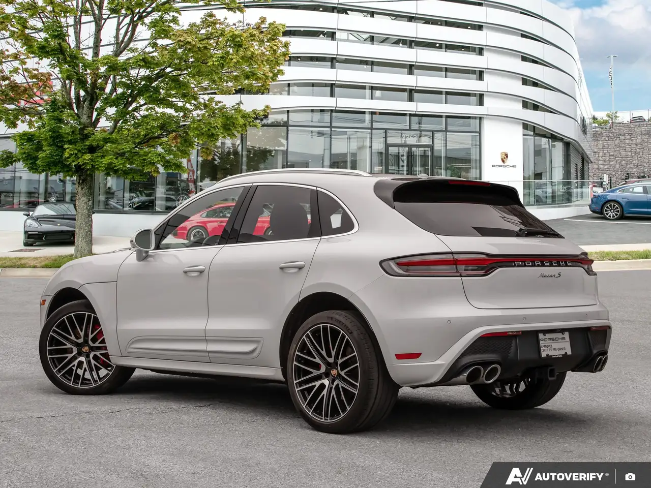 Porsche Macan снимка Porsche Macan