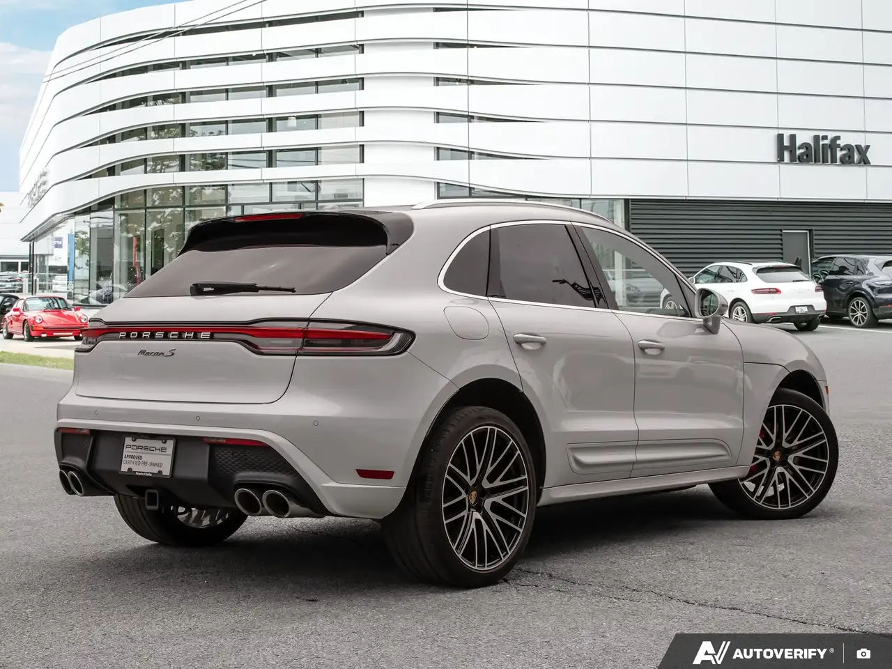 Porsche Macan снимка Porsche Macan