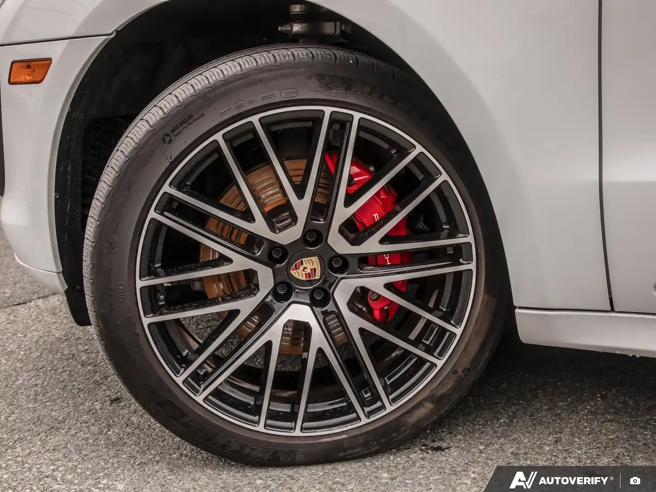 Porsche Macan снимка Porsche Macan