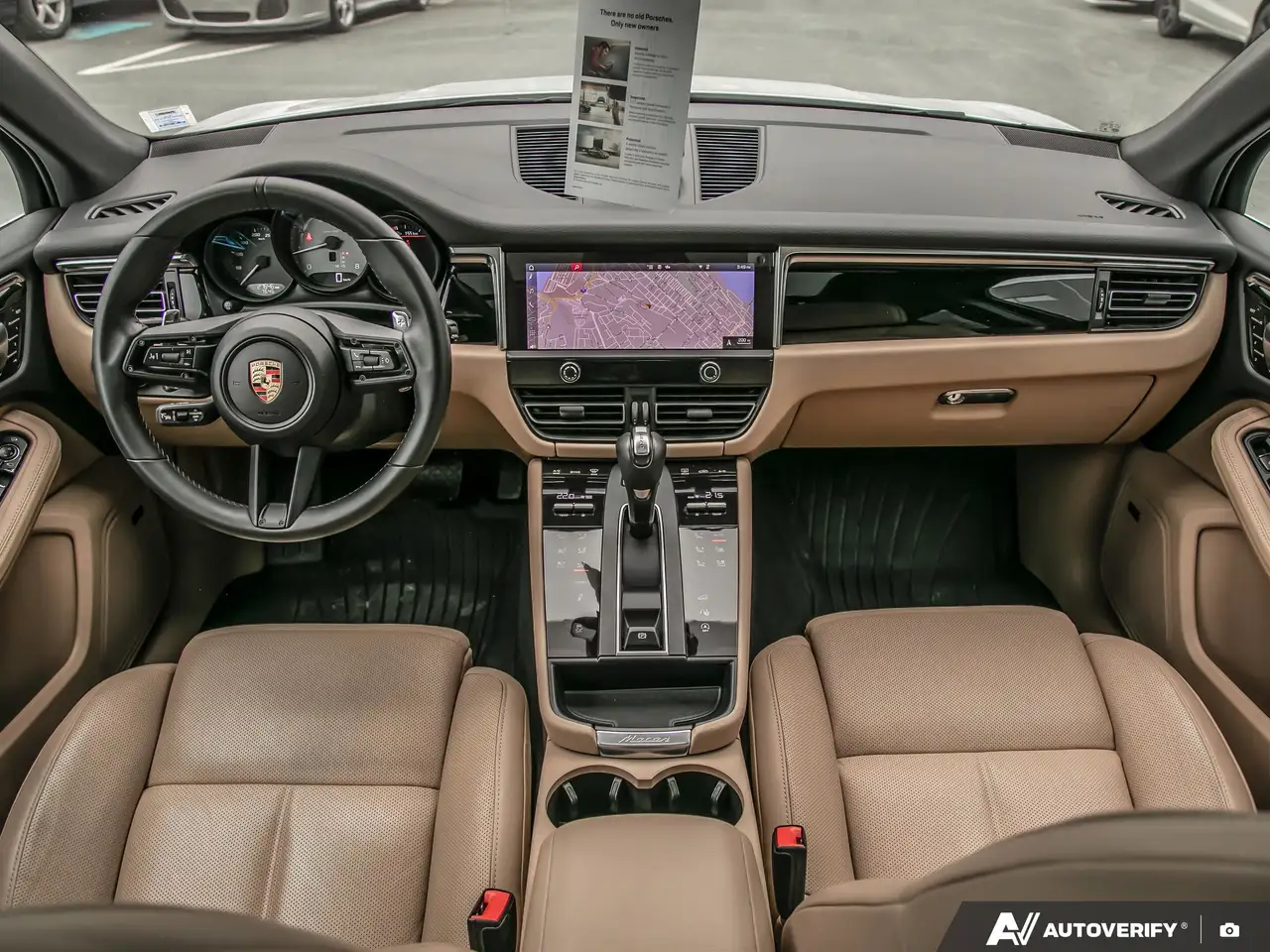 Porsche Macan снимка Porsche Macan