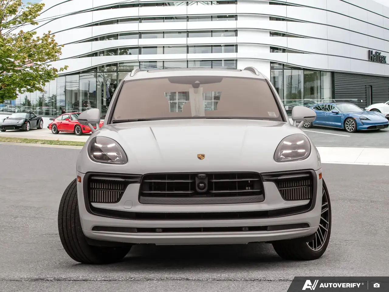 Porsche Macan снимка Porsche Macan
