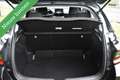 Toyota Yaris 1.5 Hybrid Dynamic NAVI/KEYLESS/CAMERA/ETC.! Negro - thumbnail 23