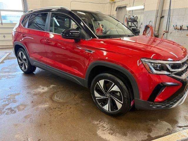 2024 Volkswagen Taos Highline 1.5T 7sp at DSG w/ Tip 4M