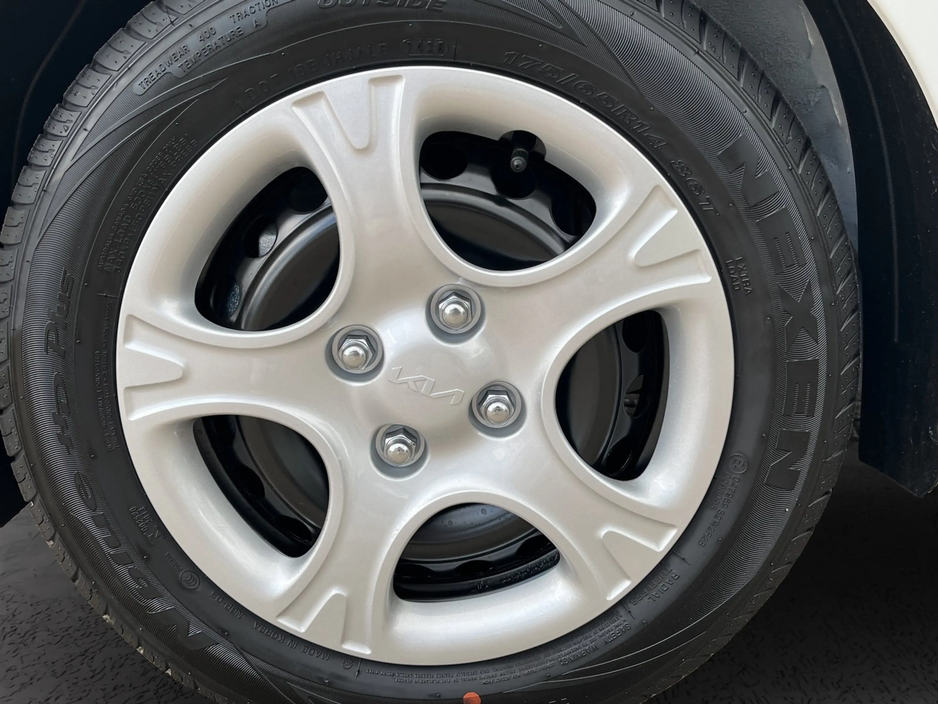 Kia Picanto PE2 1.0 GDI Core — photo 18