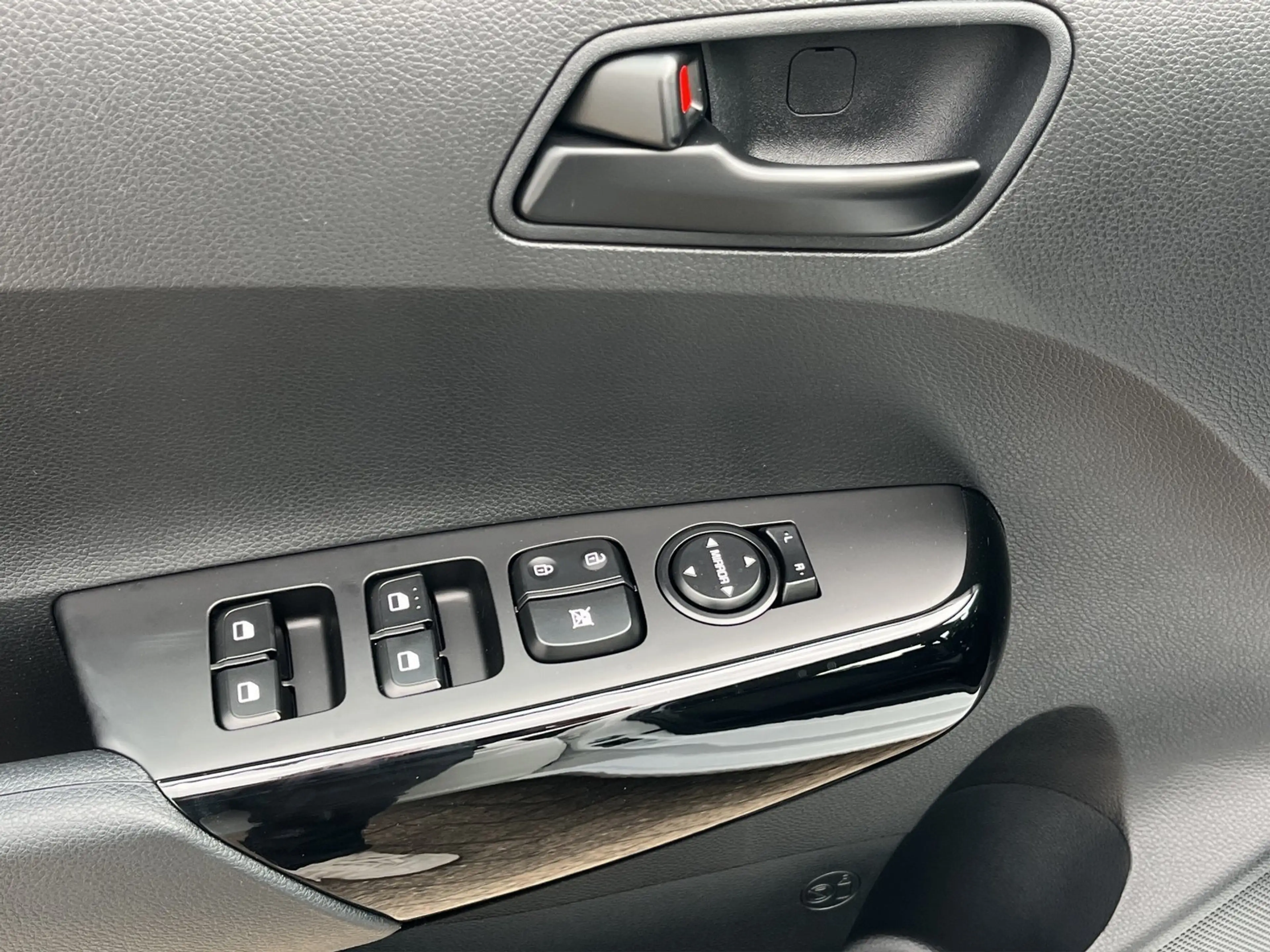 Kia Picanto PE2 1.0 GDI Core — photo 14