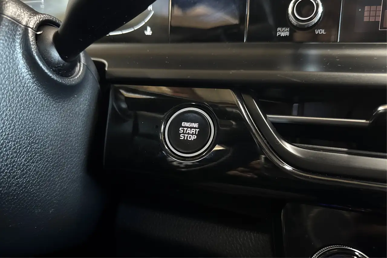 Kia Seltos снимка Kia Seltos