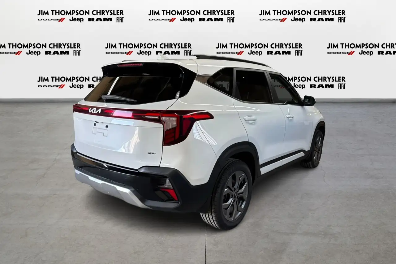 Kia Seltos снимка Kia Seltos