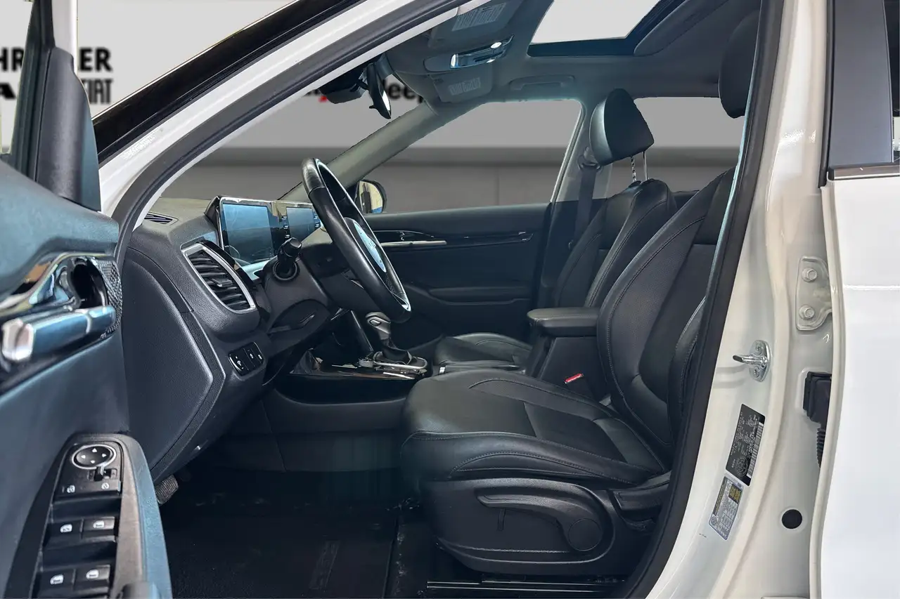 Kia Seltos снимка Kia Seltos