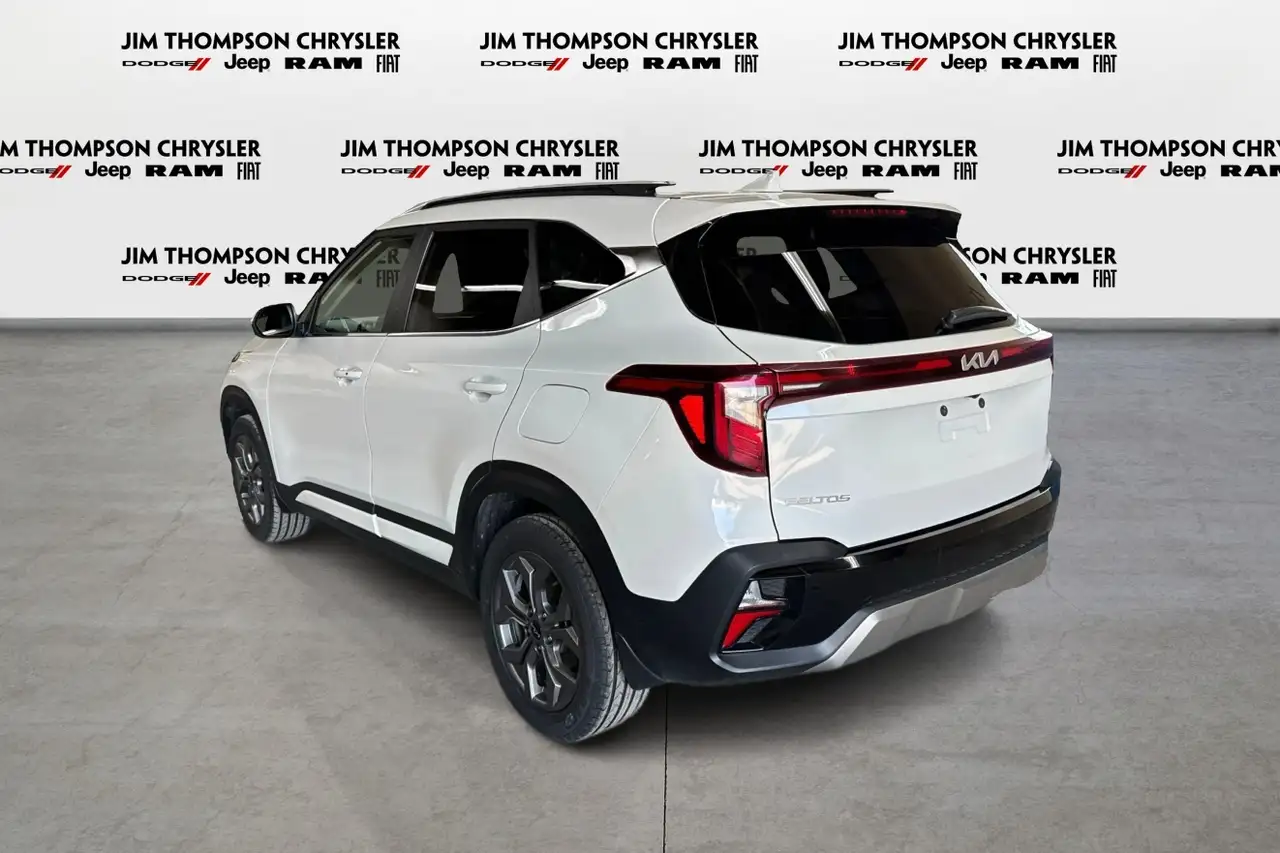 Kia Seltos снимка Kia Seltos