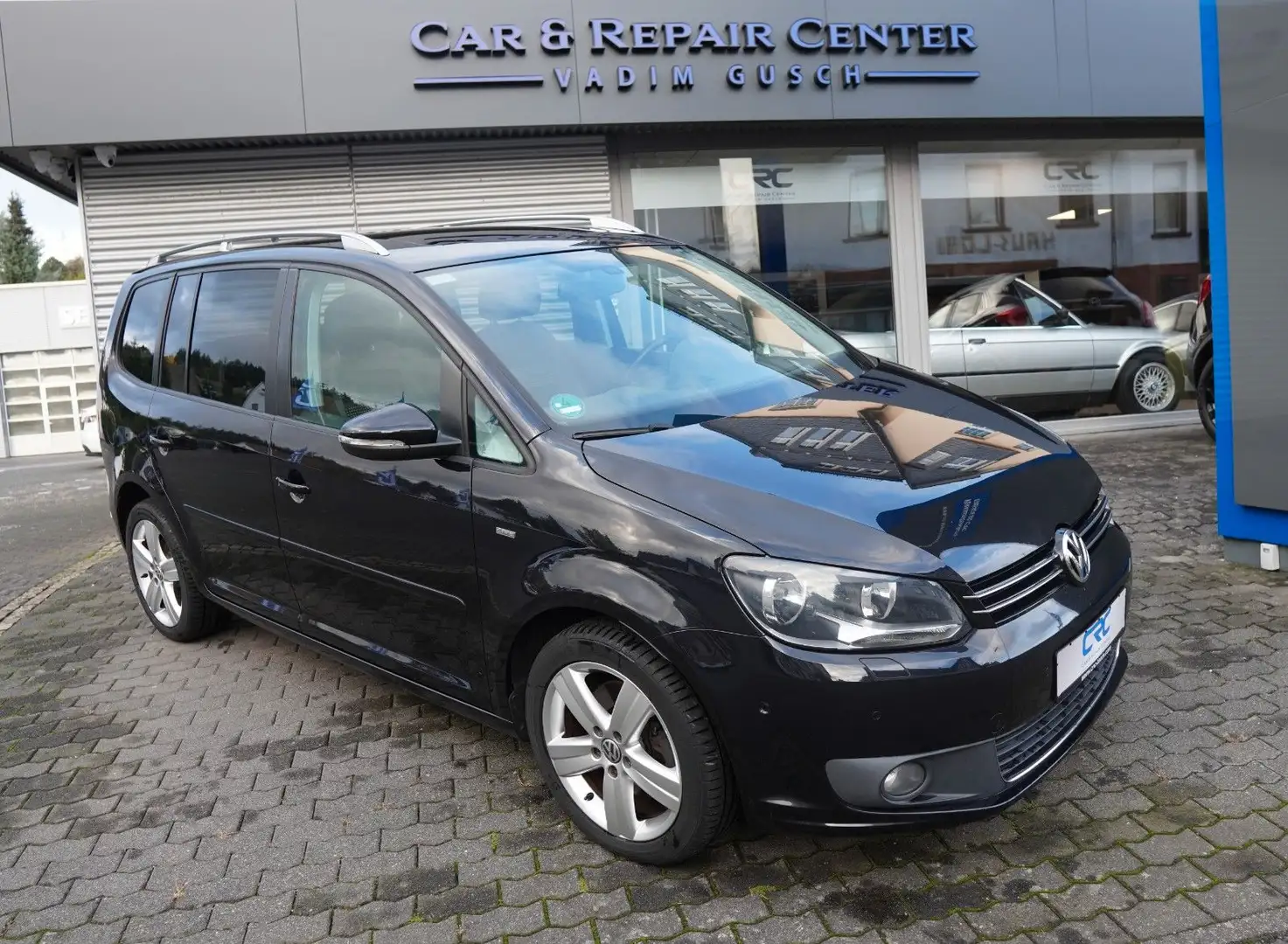 Volkswagen Touran Life *7-Sitzer*Navi*Panorama* Noir - 1