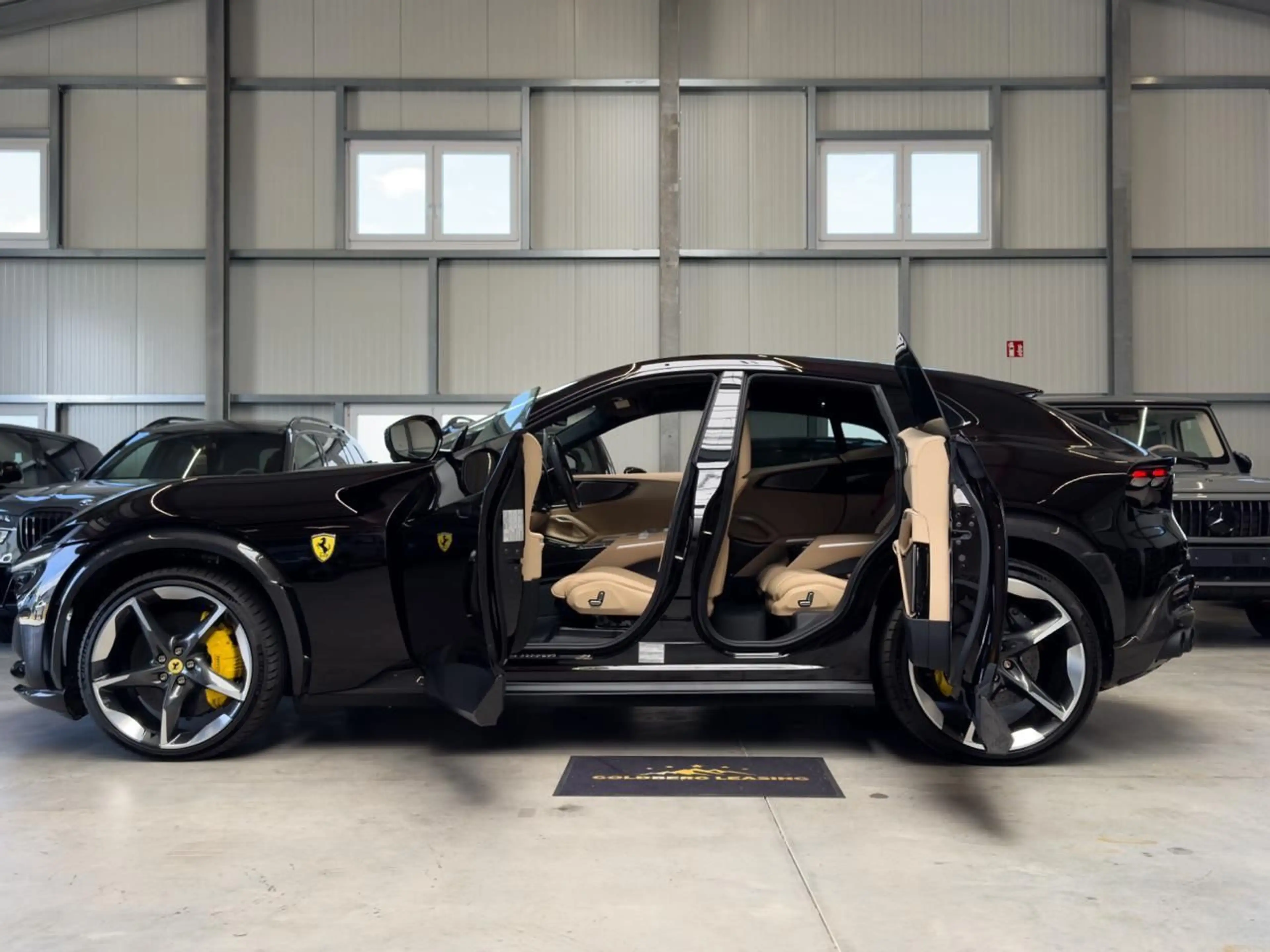 Ferrari Purosangue PUROSANGUE FULL CARBON IN & OUT PANO LIFT FULLY — photo 3