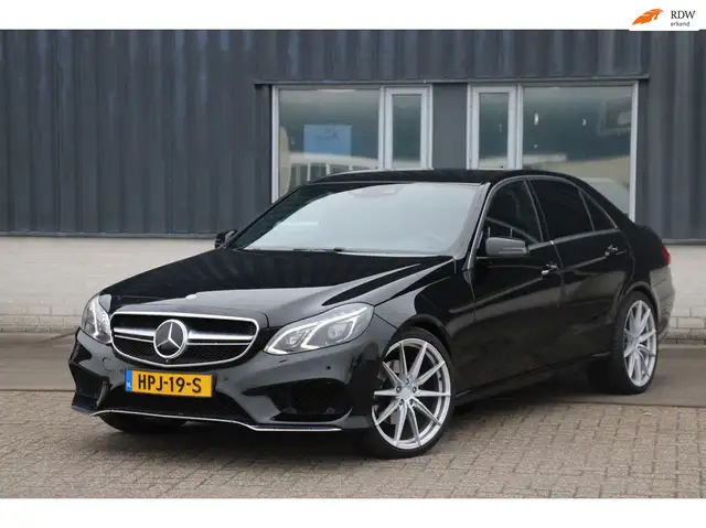 Mercedes-Benz E 350 350d AMG-Line DTR+ AirMatic Distronic 360Cam Memor