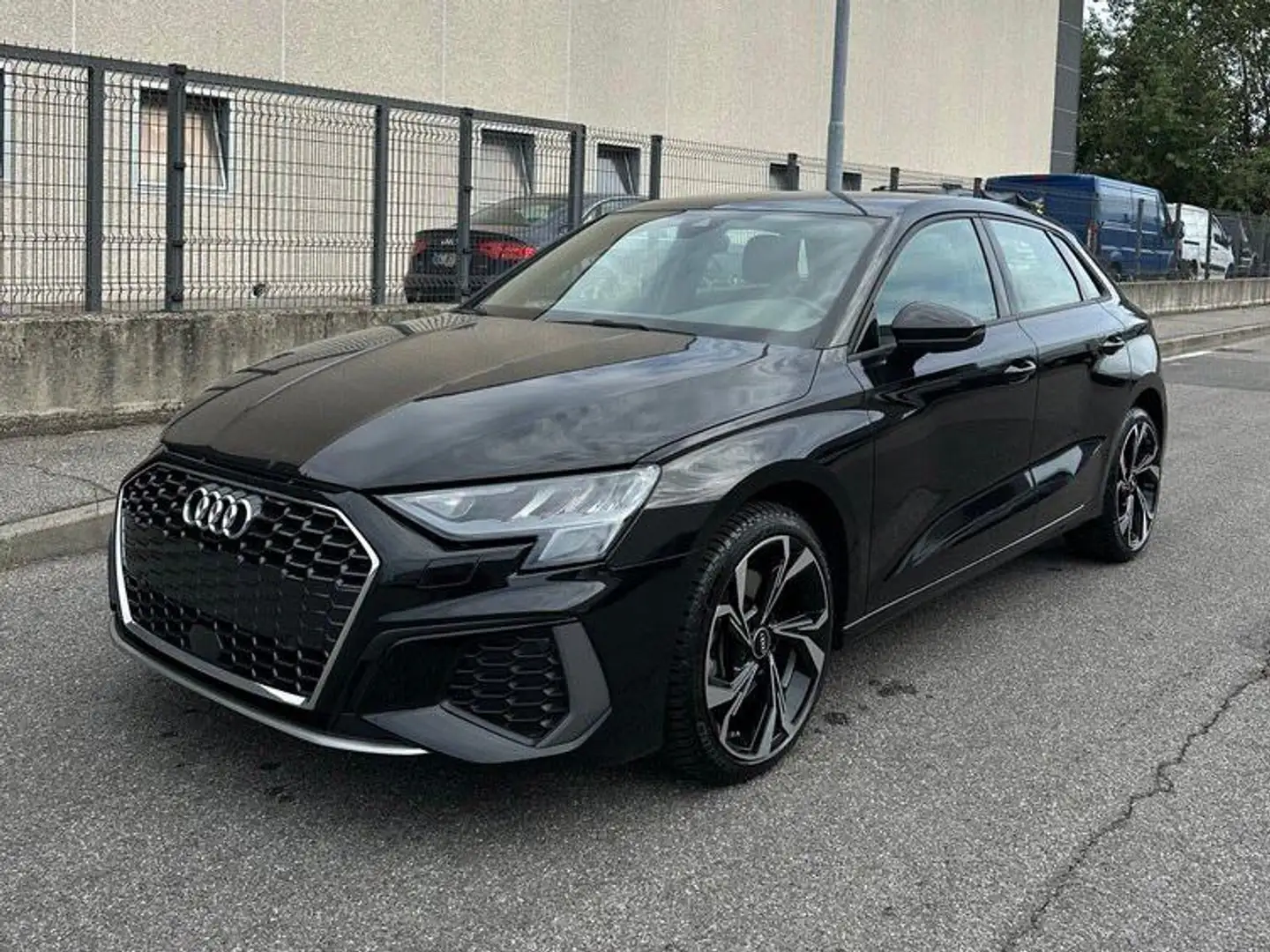 Audi A3 s-line 2.0 150 cv diesel Negro - 1