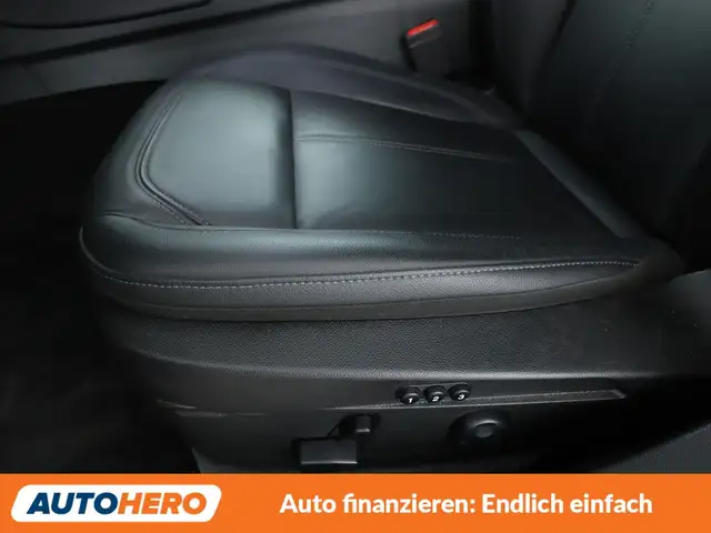 Alfa Romeo Giulia view 26