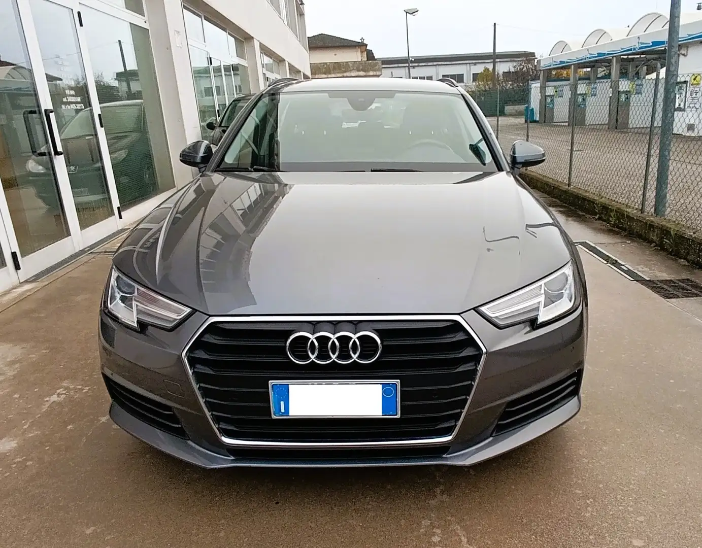 Audi A4 Avant 35 2.0 tdi Business 150cv S-tronic my16 Grigio - 1