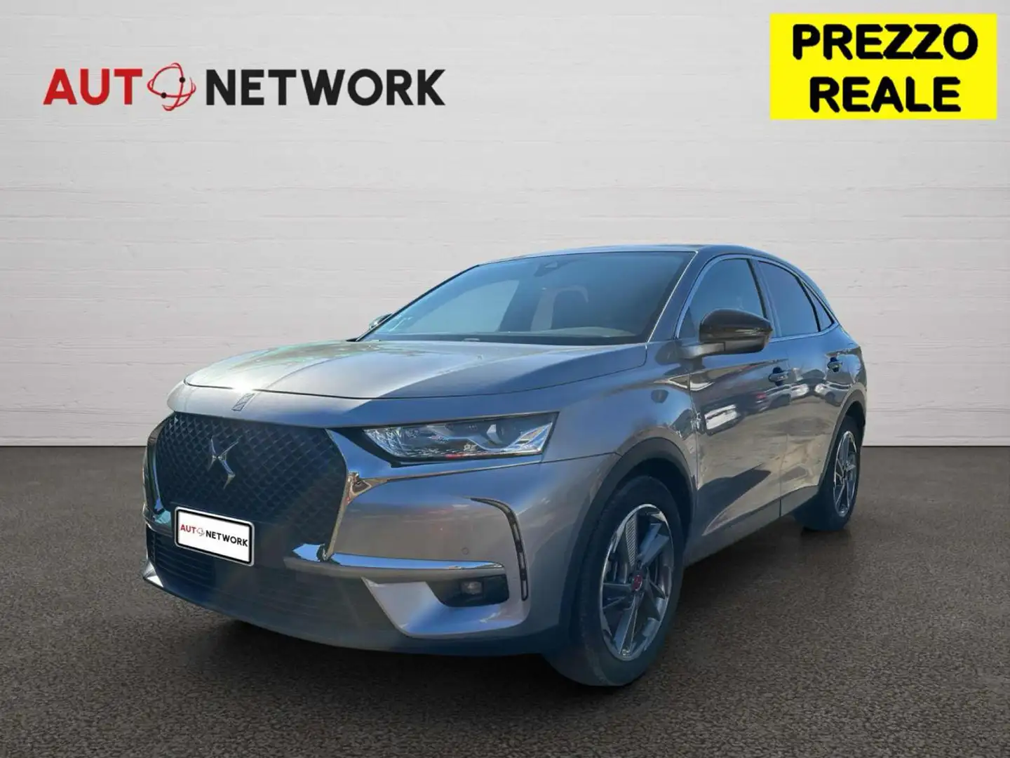 DS Automobiles DS 7 Crossback E-Tense 4x4 Business Grigio - 1