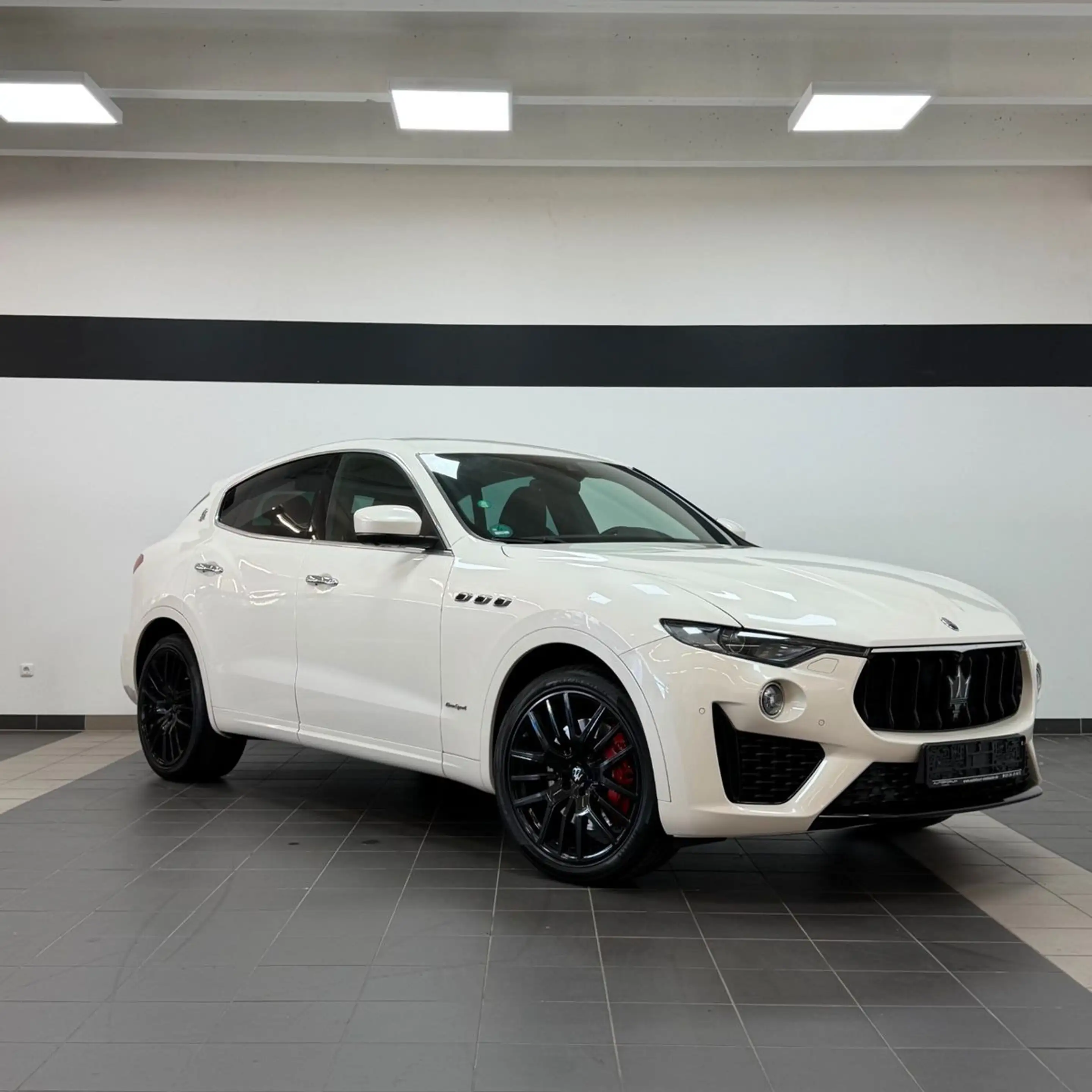 Maserati Levante GranSport S Q4 — photo 2
