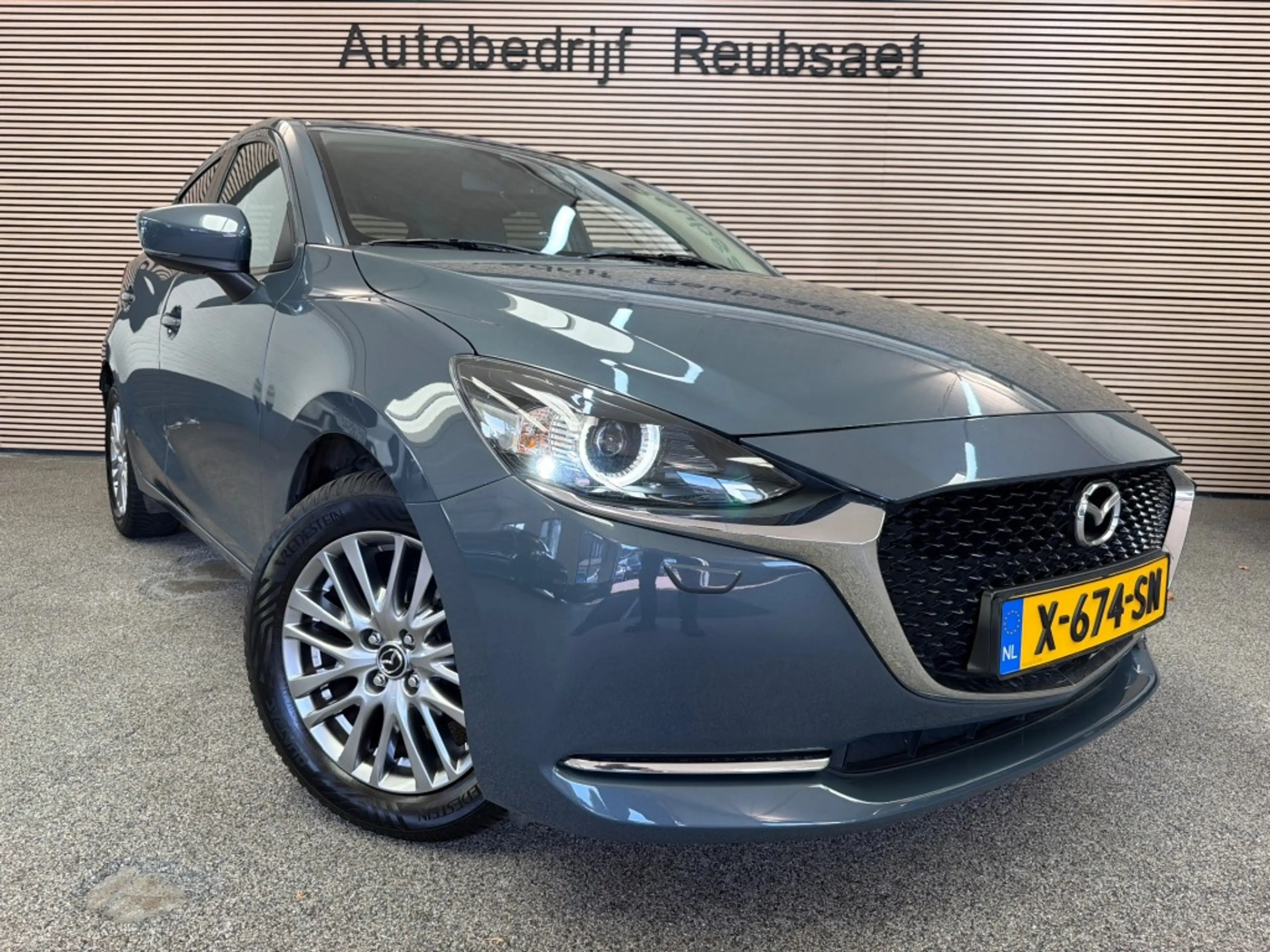 Mazda 2 1.5 SkyActiv-G Luxury Keyless Clima Navi Cruise Le