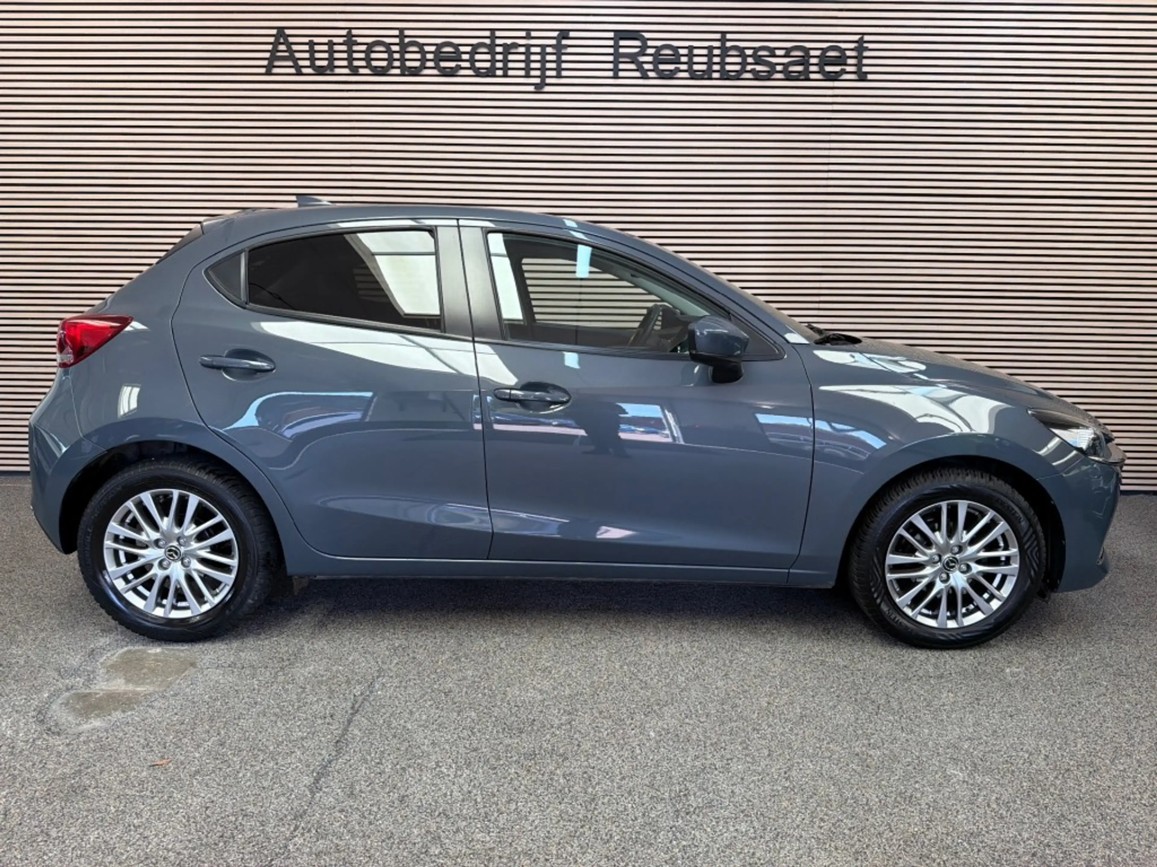 Mazda 2 1.5 SkyActiv-G Luxury Keyless Clima Navi Cruise Le — photo 5