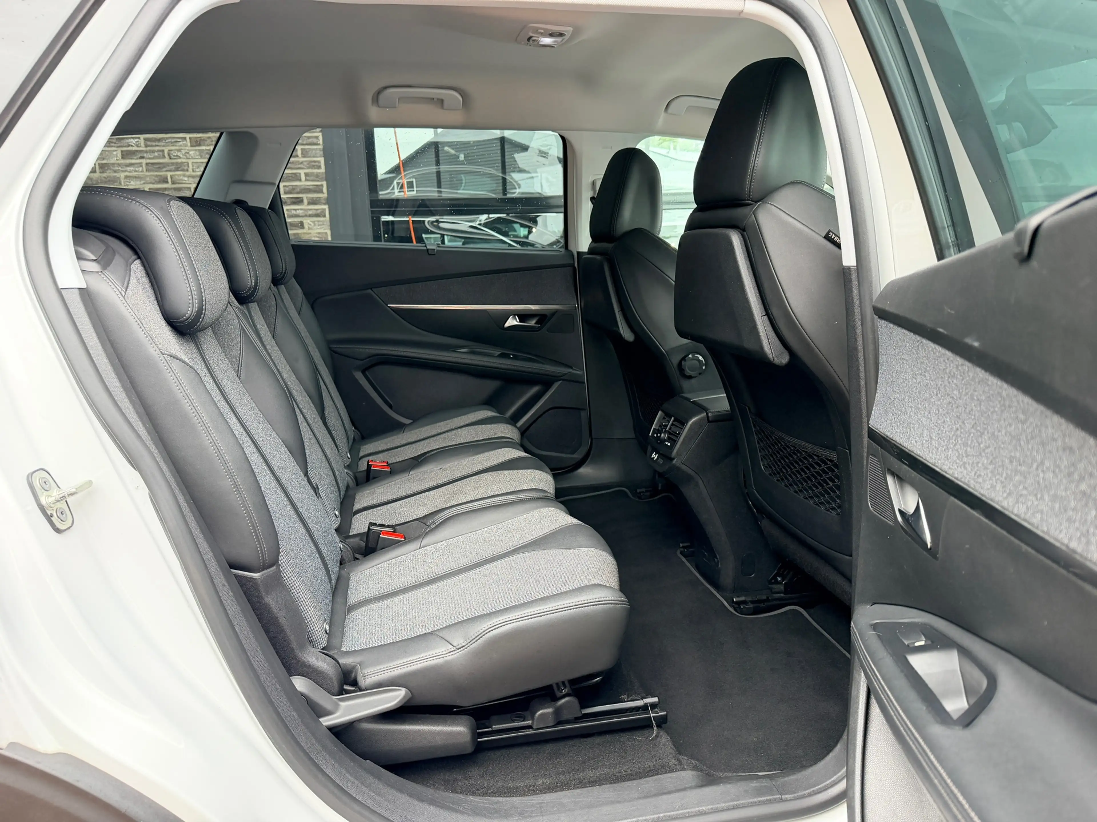 Peugeot 5008 1.2 PureTech Blue Lease Premium | Autom | 7 Pers | — photo 14