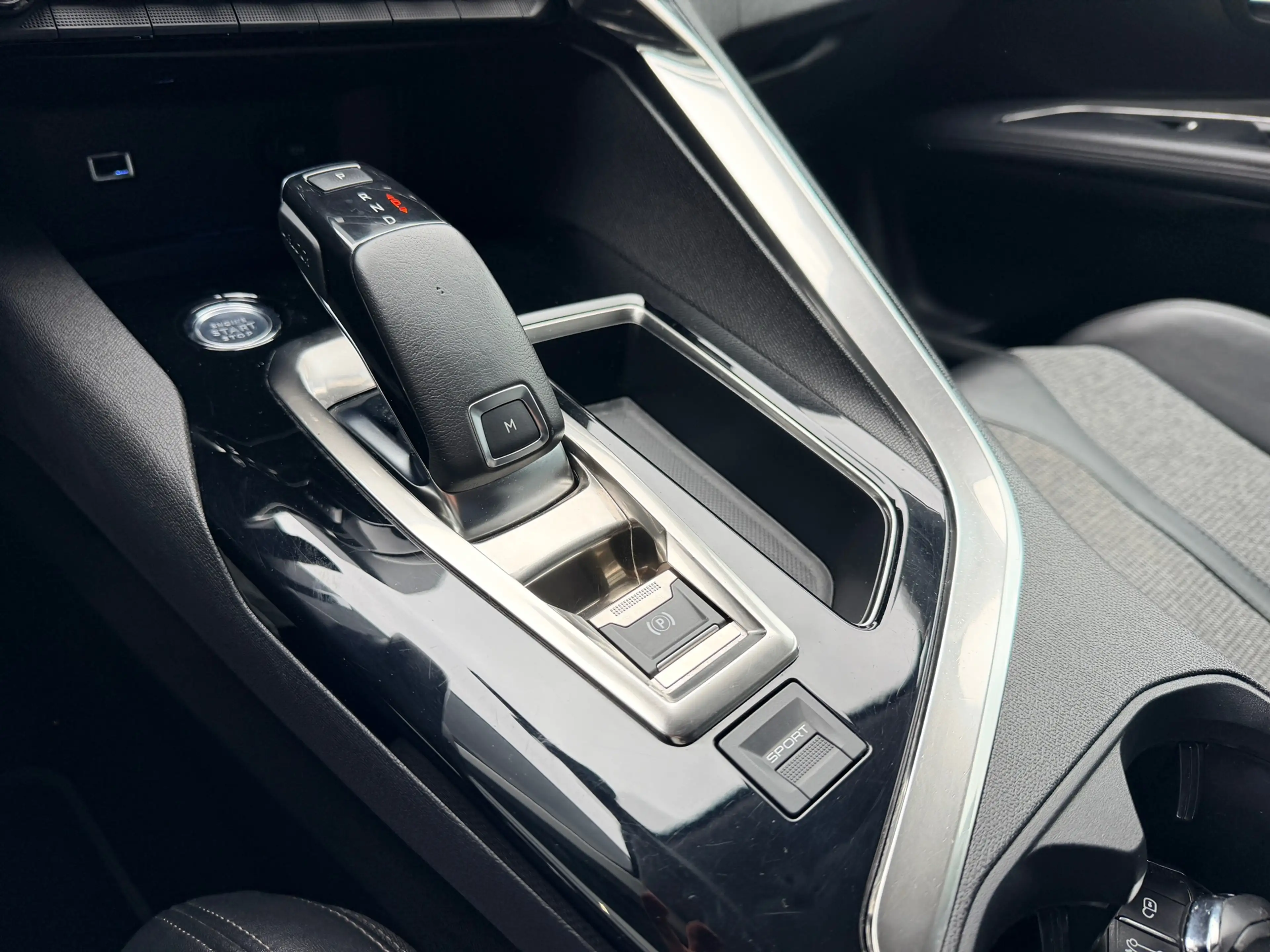 Peugeot 5008 1.2 PureTech Blue Lease Premium | Autom | 7 Pers | — photo 20