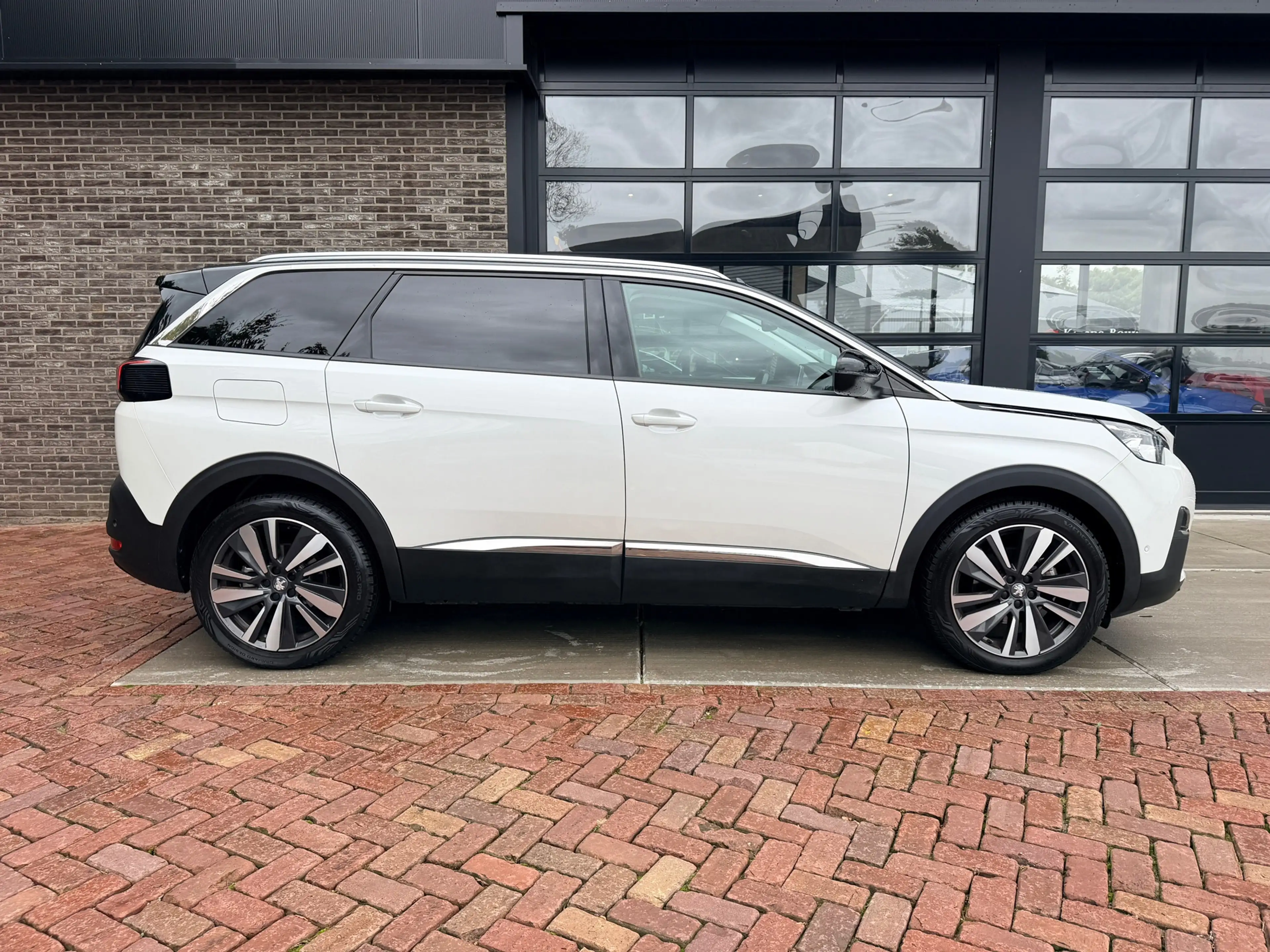 Peugeot 5008 1.2 PureTech Blue Lease Premium | Autom | 7 Pers | — photo 6