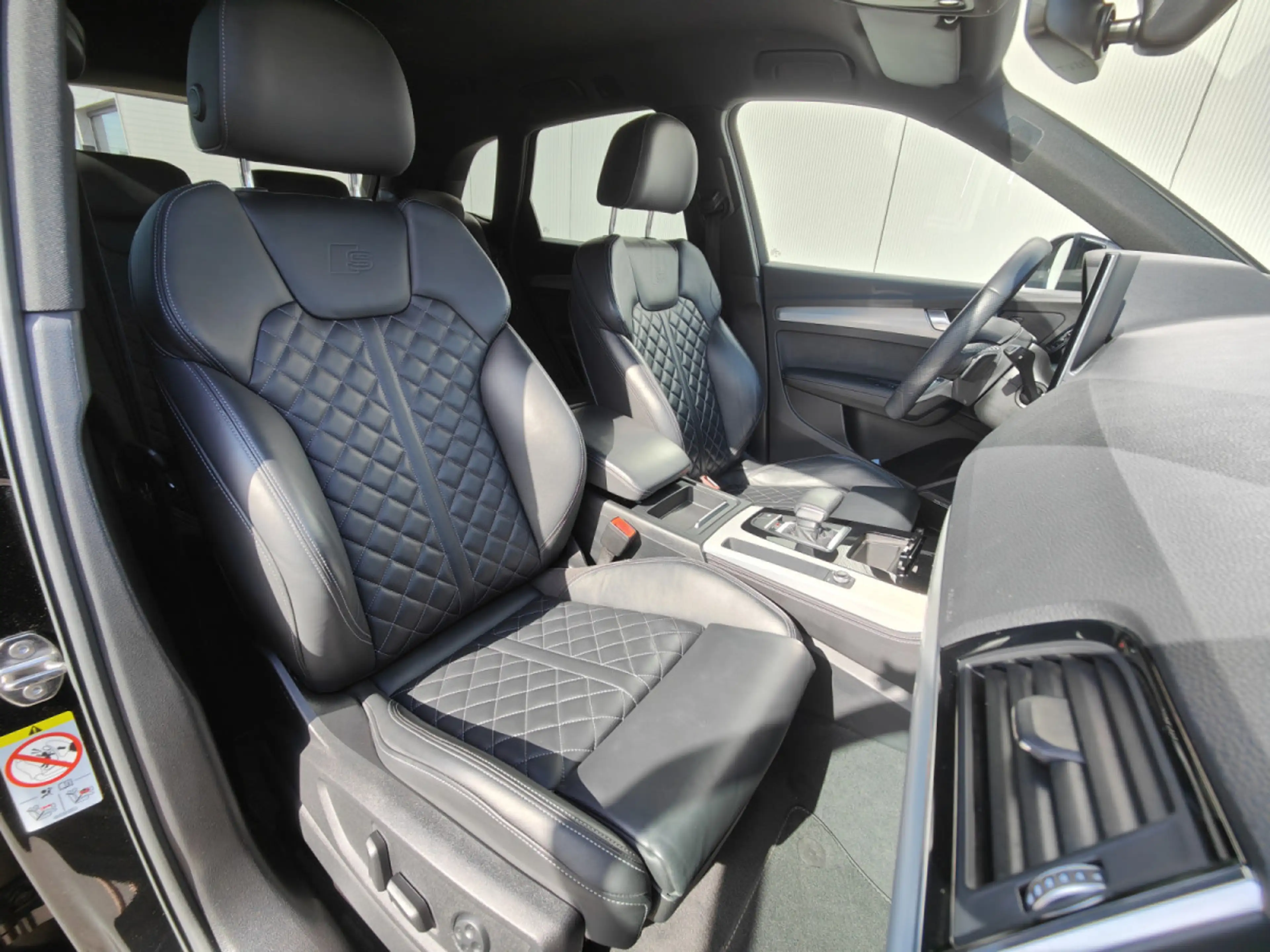 Audi SQ5 3.0 TDI V6 QUATTRO TIPTRONIC SUSPENSIONS PNEU BANG — photo 7