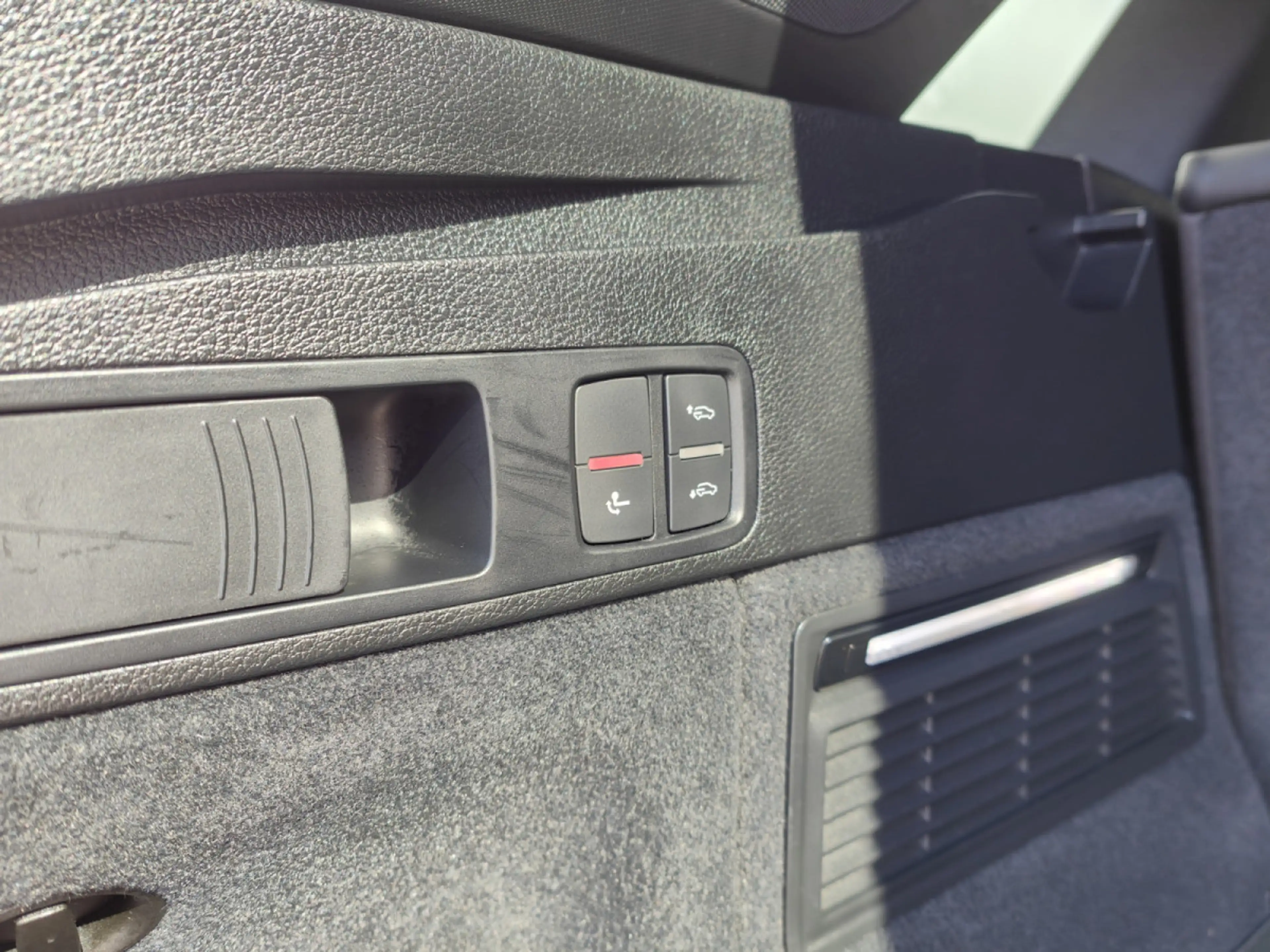 Audi SQ5 3.0 TDI V6 QUATTRO TIPTRONIC SUSPENSIONS PNEU BANG — photo 11