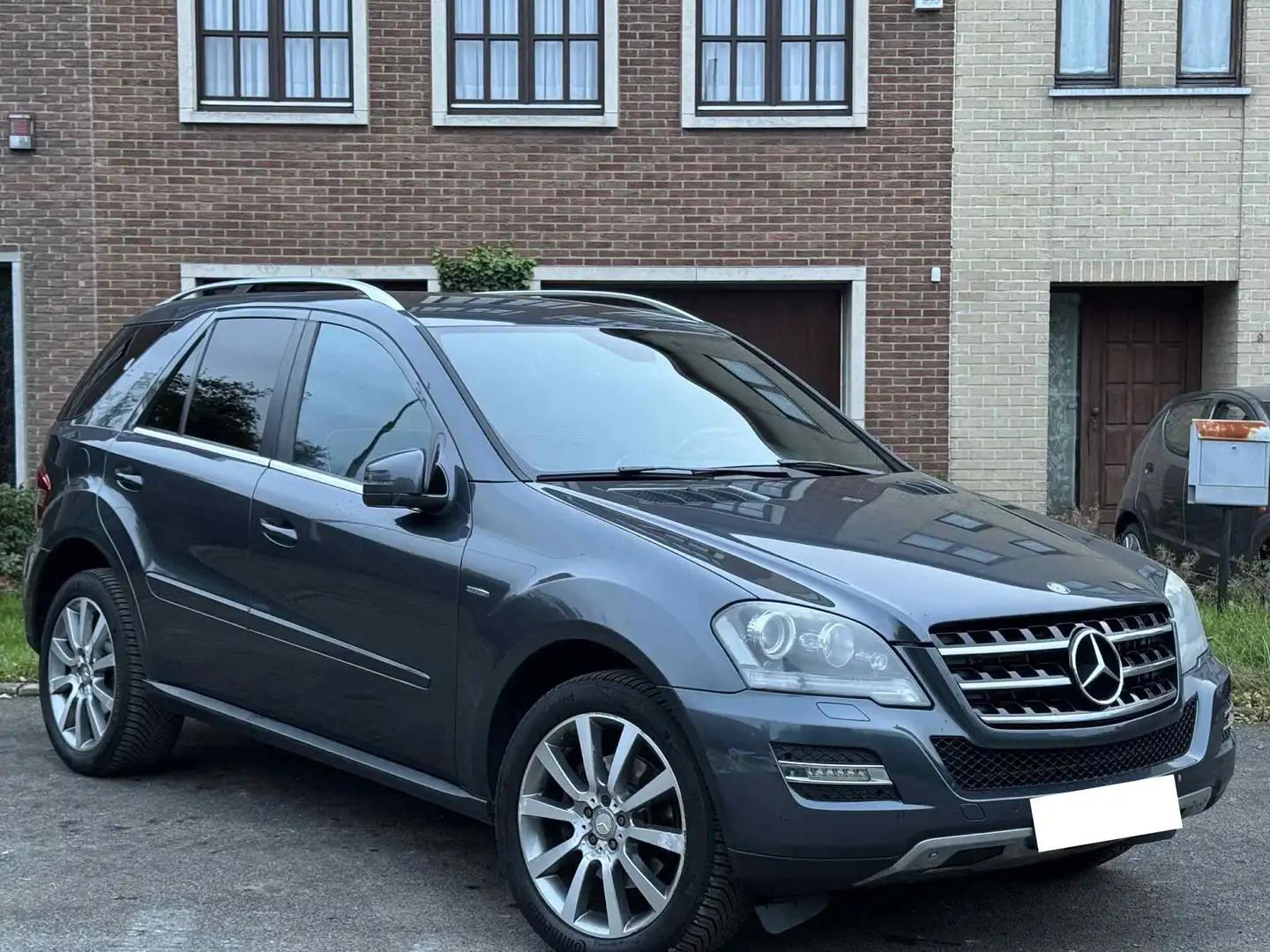 Mercedes-Benz ML 300 CDI BlueEFFICIENCY - 2