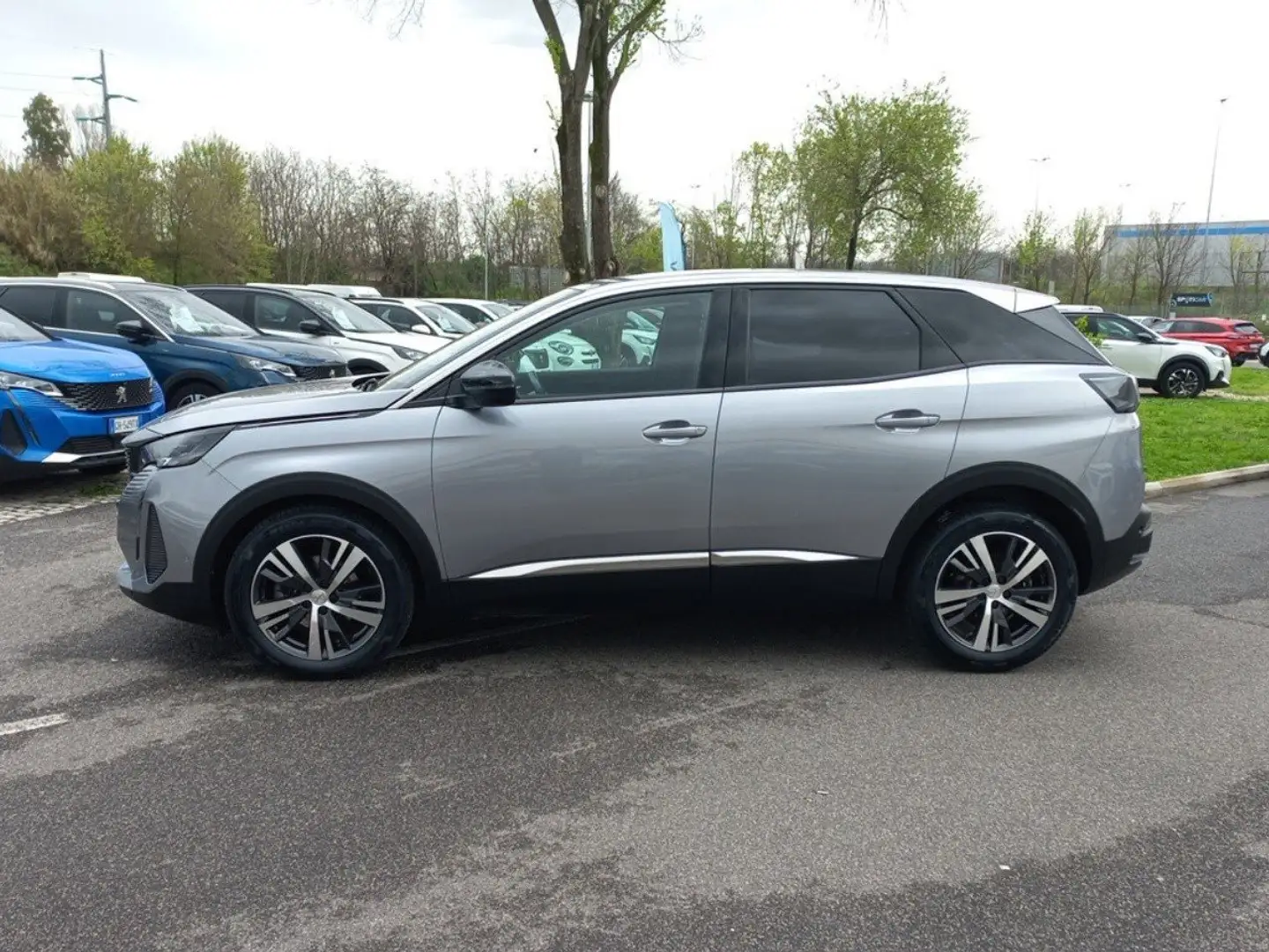 Peugeot 3008 BlueHDI 130 EAT8 S&S Allure Grigio - 2