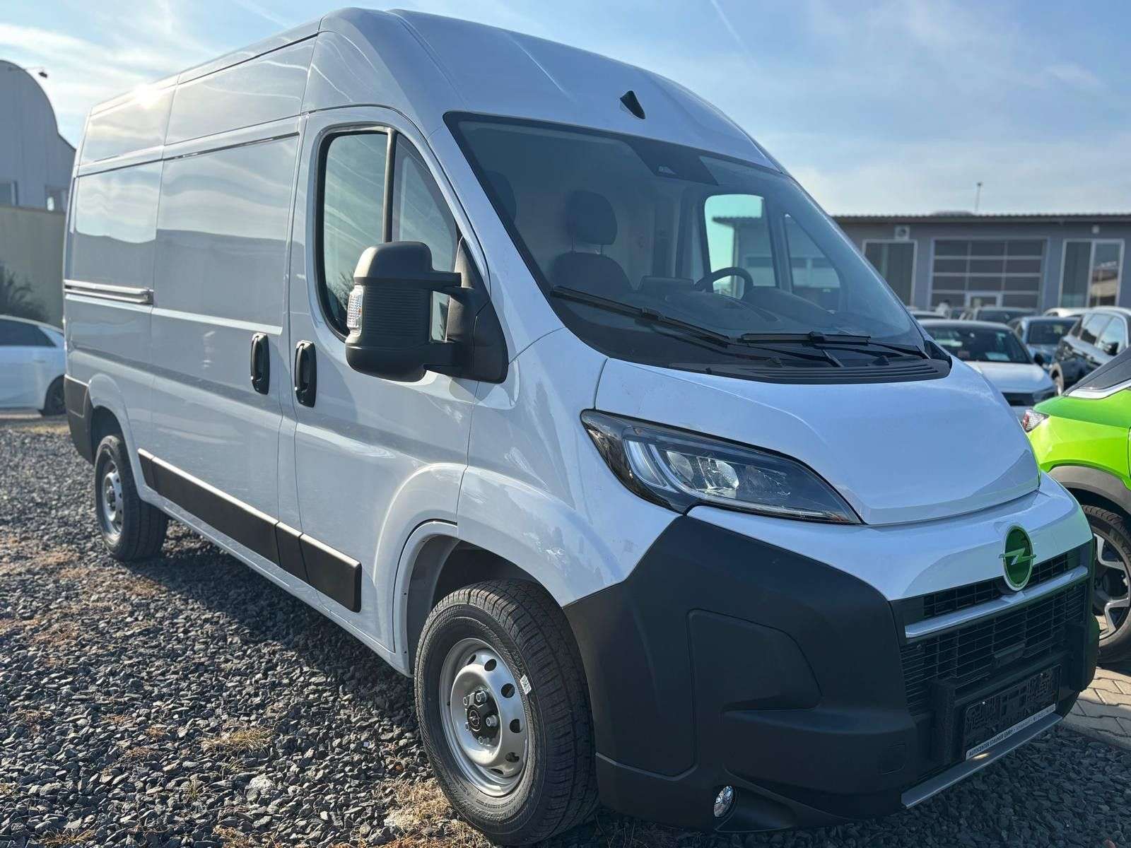 Opel Movano