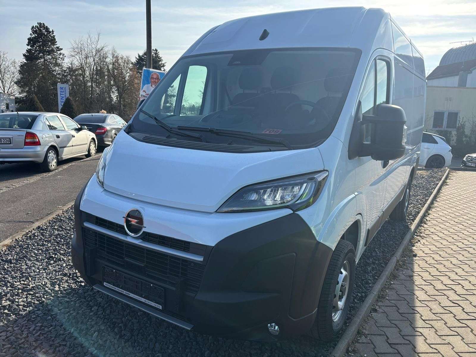 Opel Movano