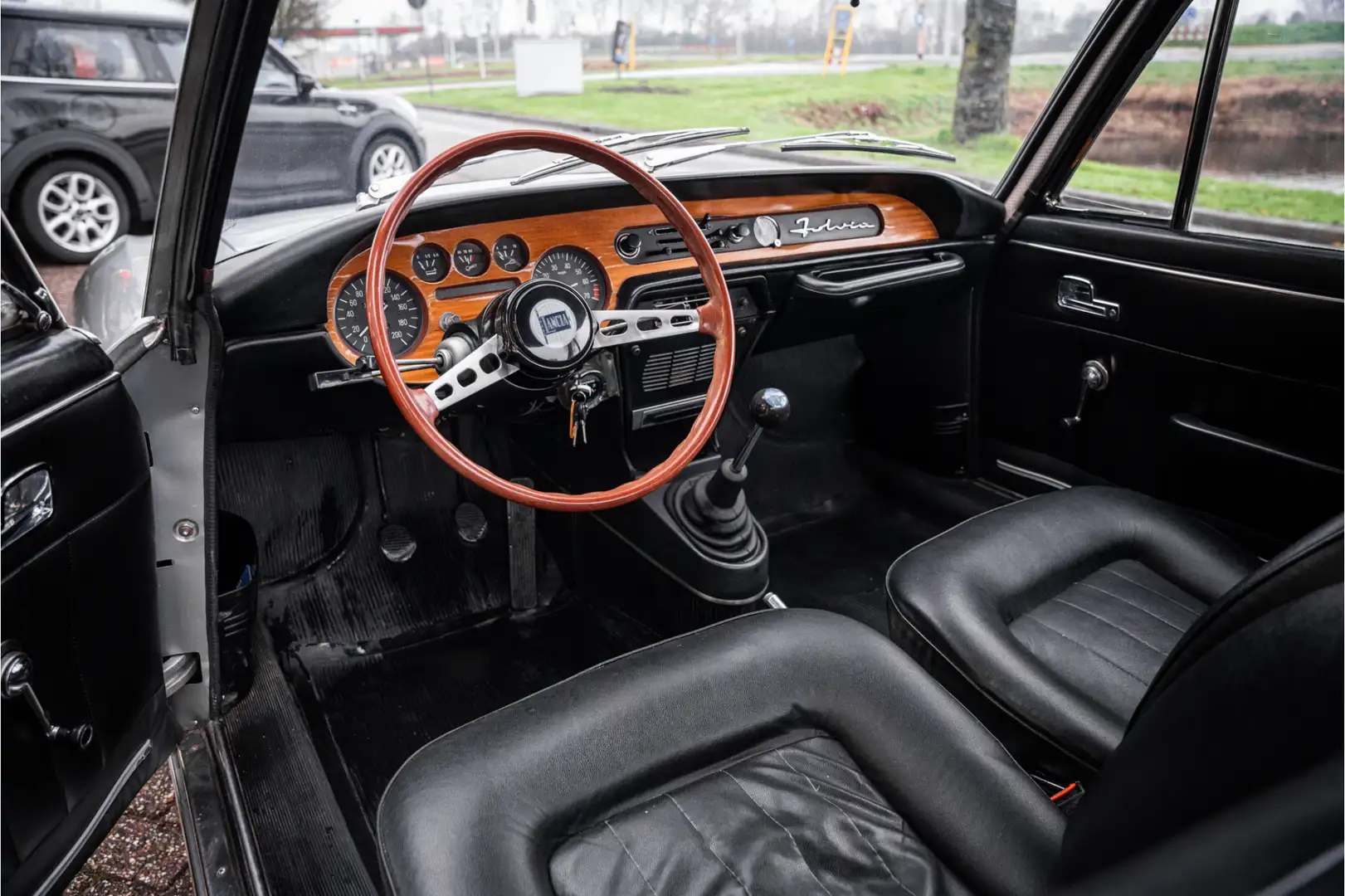 Lancia Fulvia COUPE 1,3 S ** Bijzonder mooie staat ** Orig. Boek Grijs - 2