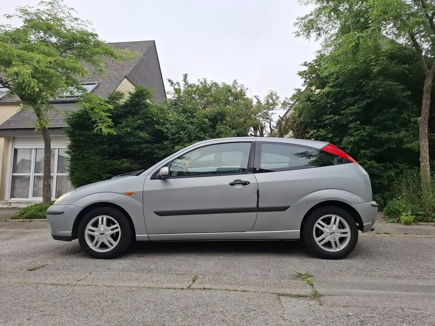 Ford Focus Coupé 1.8 TDCi - 100 X-Trend - 2