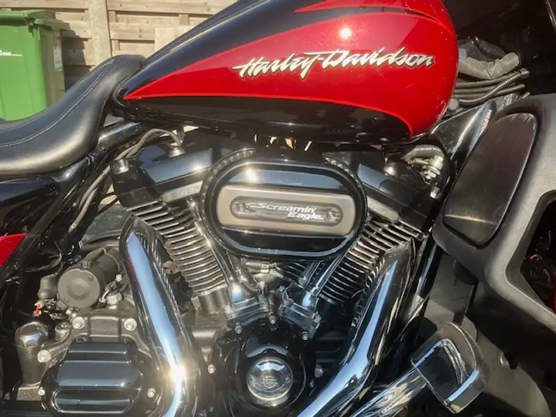 Harley-Davidson Street Glide - foto 2