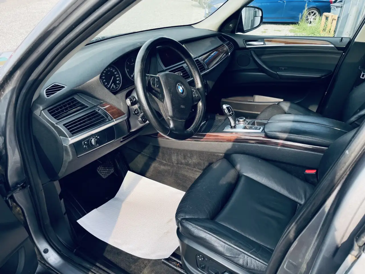BMW X5 снимка BMW X5