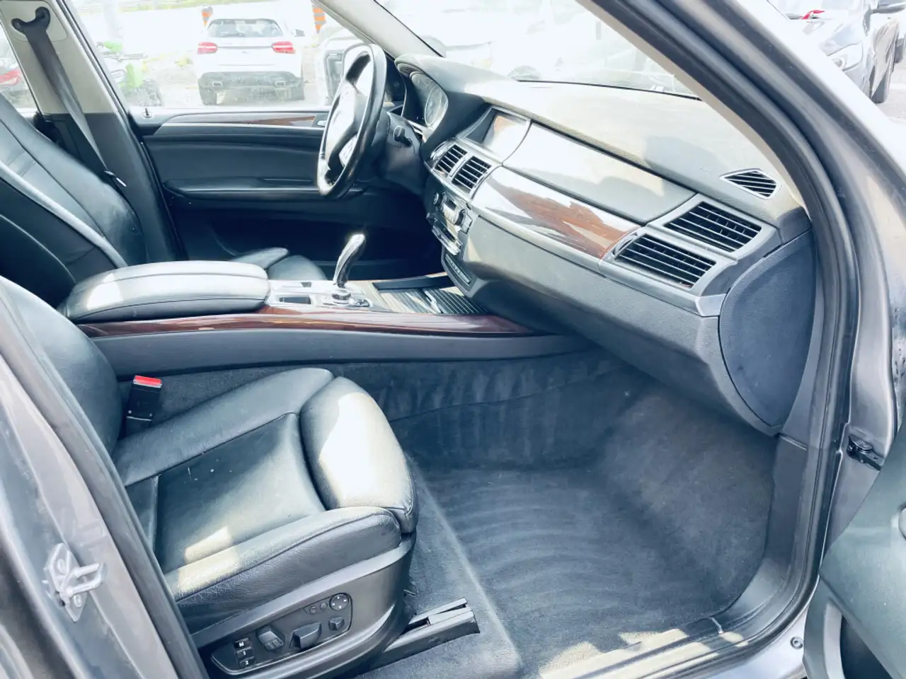 BMW X5 снимка BMW X5