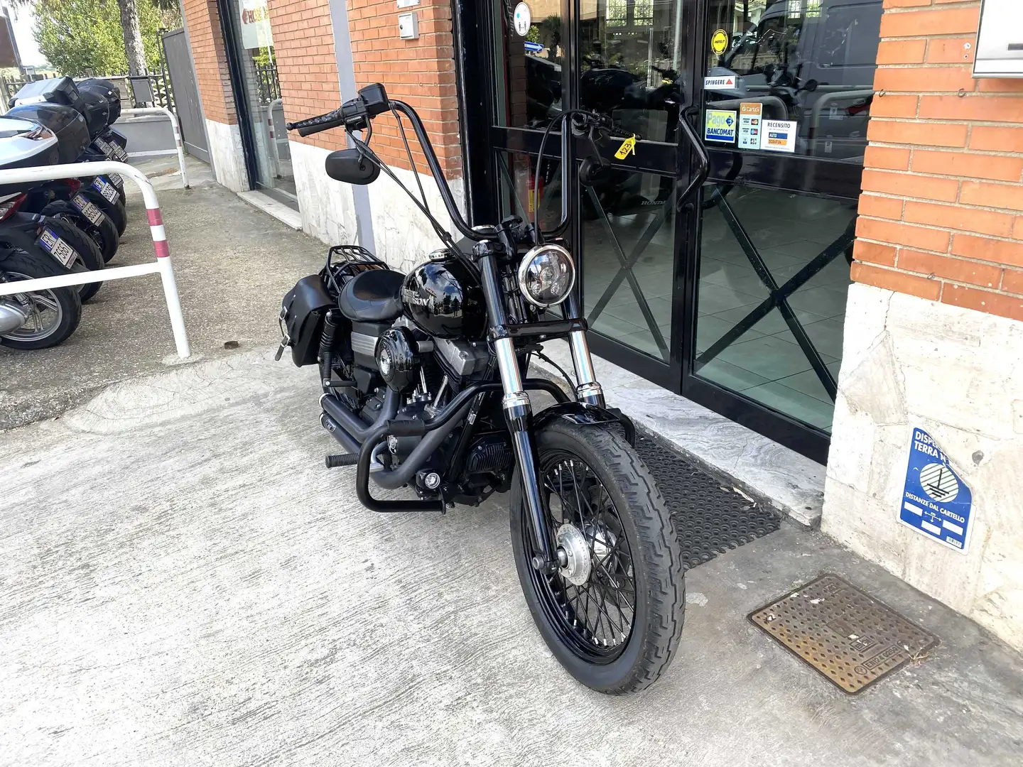 Harley-Davidson Dyna Street Bob FXDB - FINANZIABILE Schwarz - 2