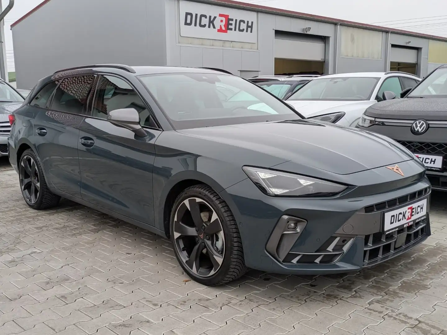 CUPRA Leon 1.5 eTSI EDGE DSG*ACC*KAM*18"5JGARANTIE Blau - 1